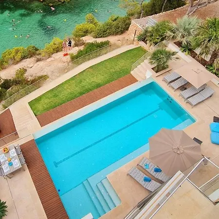 * The Crystal Bay * Luxury Bay And View